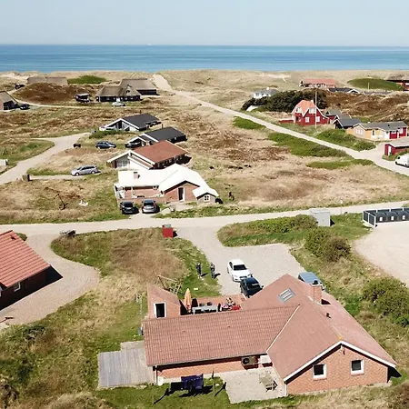 With And Pool By The Sea - Sj670 Vakantiehuis *