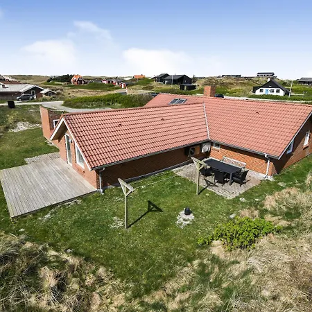 Casa de Férias With And Pool By The Sea - Sj670 Harboør