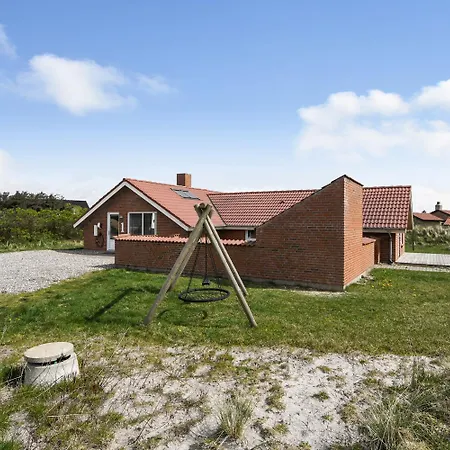 Casa de Férias With And Pool By The Sea - Sj670 Harboør