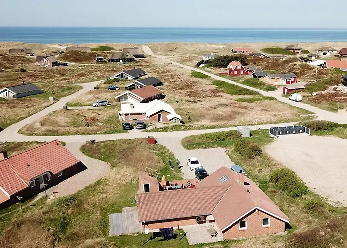 With And Pool By The Sea - Sj670 Vakantiehuis *