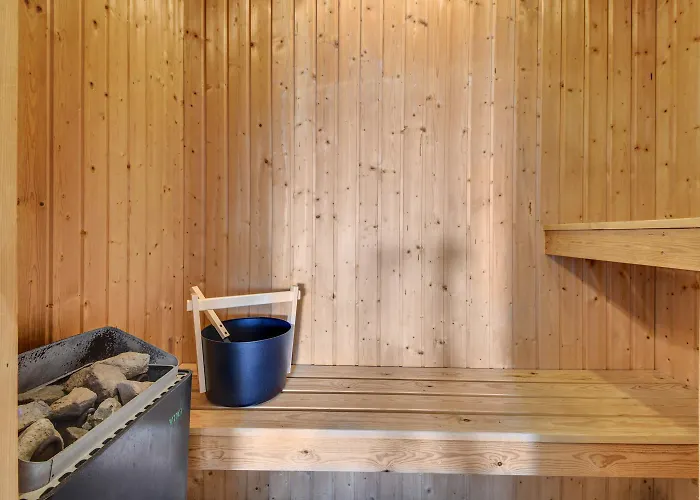 With And Pool By The Sea - Sj670 *